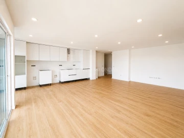 Apartamento T3 para Venda em Sesimbra (Castelo)