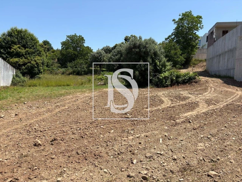 Terreno para Venda em Arca e Ponte de Lima Foto 2