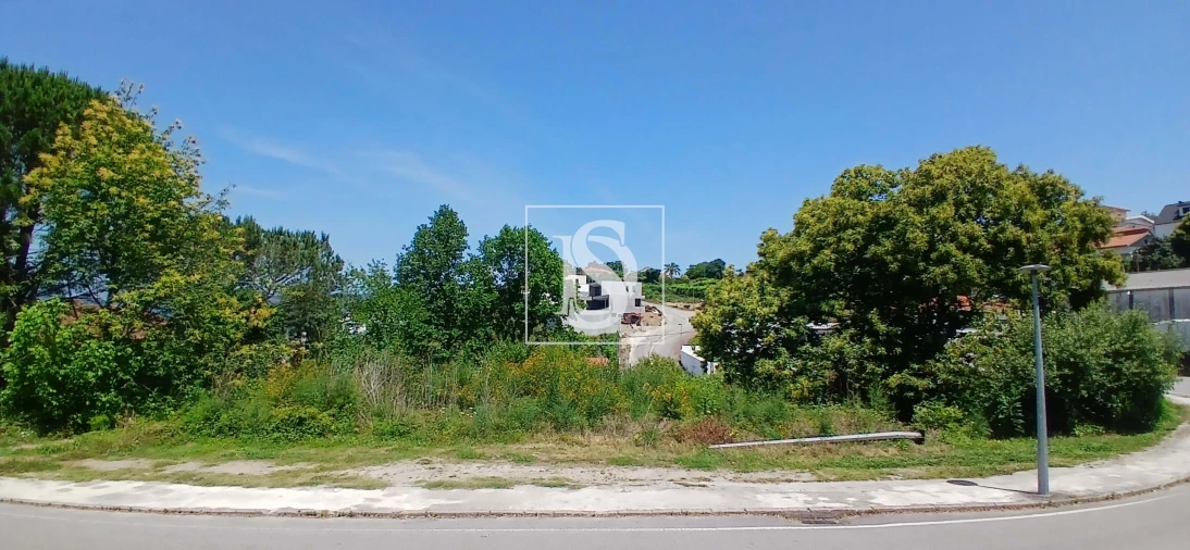 Terreno para Venda em Arca e Ponte de Lima Foto 17