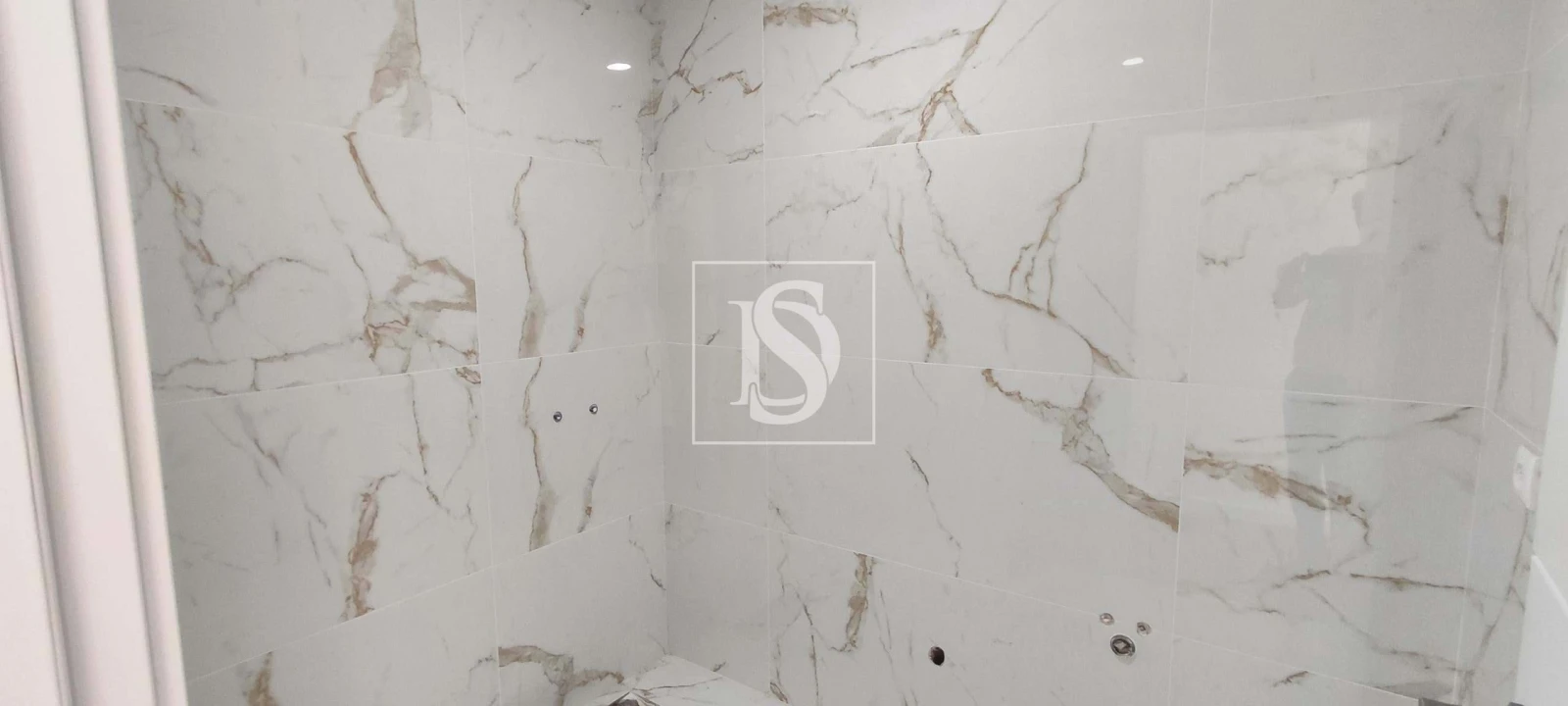 Moradia T4 para Venda em Atouguia da Baleia Foto 29