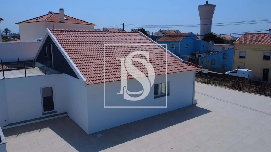 Moradia T4 para Venda em Atouguia da Baleia Foto 18