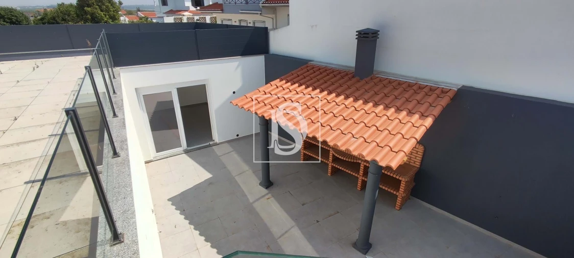 Moradia T4 para Venda em Atouguia da Baleia Foto 44