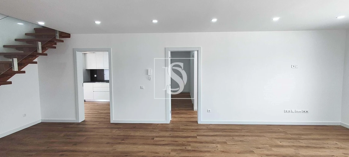 Moradia T4 para Venda em Atouguia da Baleia Foto 21