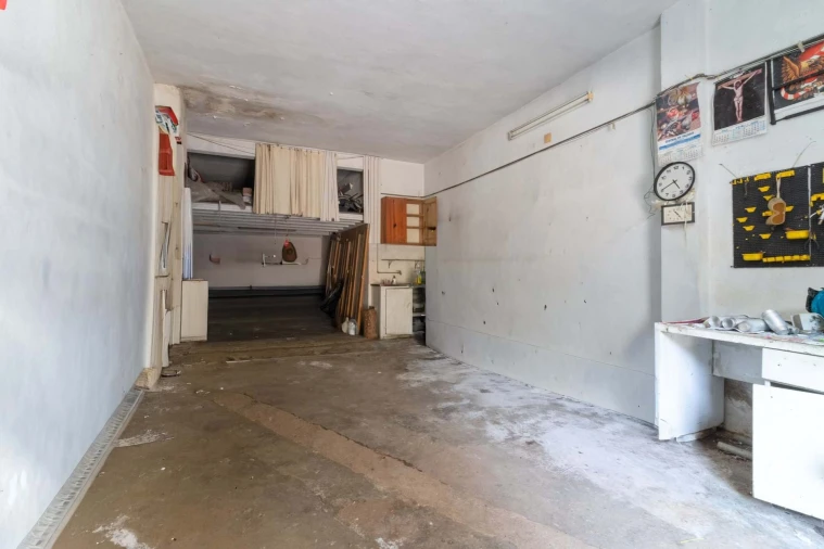 Garagem para Venda em Alto do Seixalinho, Santo André e Verderena Foto 1