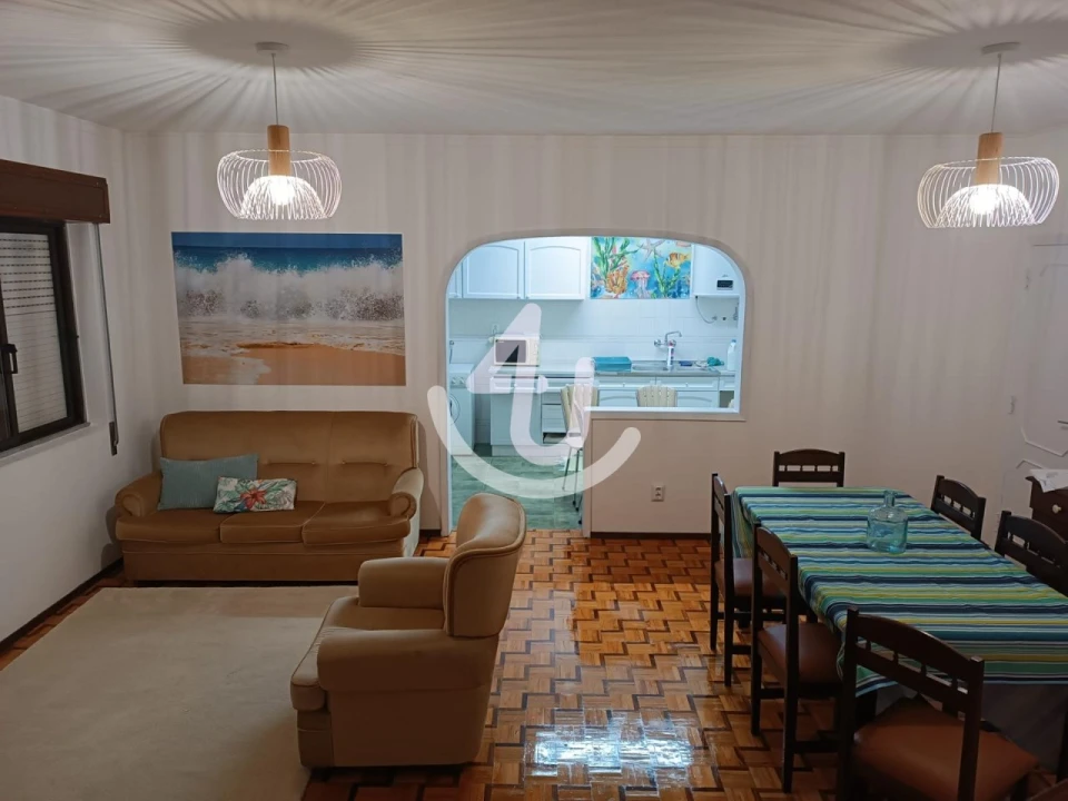 Apartamento T2 para Arrendamento em São Martinho do Porto Foto 9