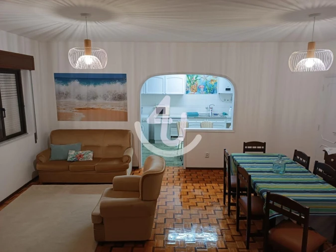 Apartamento T2 para Arrendamento em São Martinho do Porto Foto 9