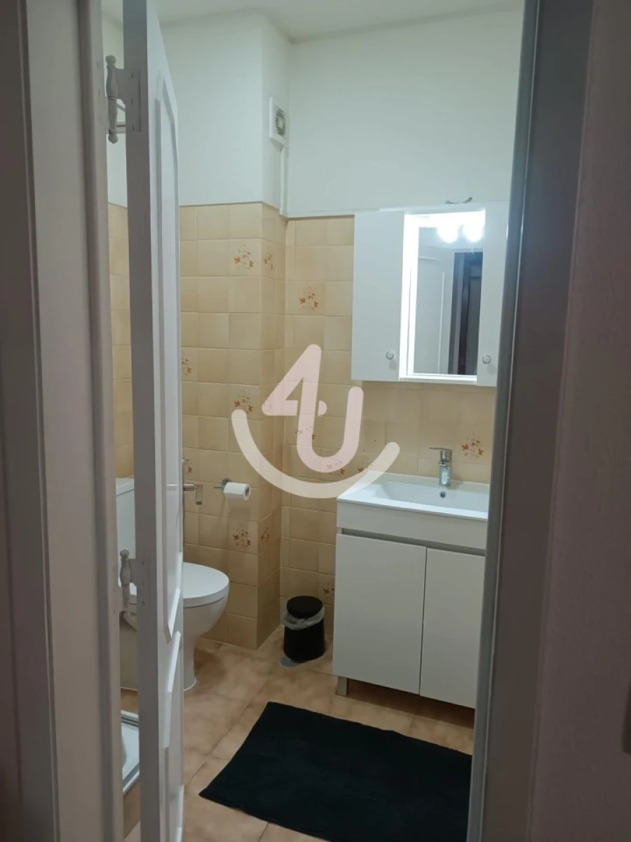 Apartamento T2 para Arrendamento em São Martinho do Porto Foto 11