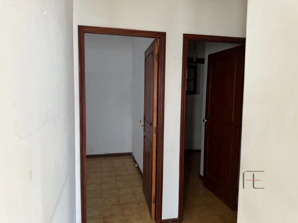 Prédio para Venda em Madalena Foto 19