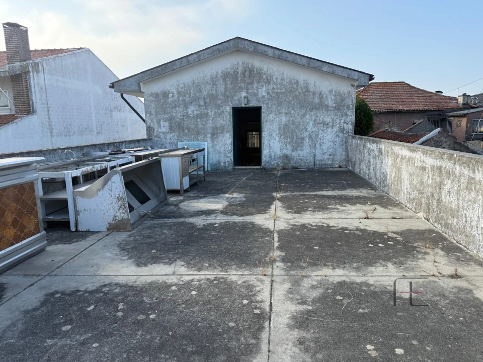 Prédio para Venda em Madalena Foto 24