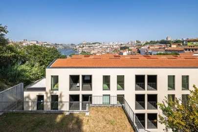 Apartamento T2 para Arrendamento em Santa Marinha e São Pedro da Afurada