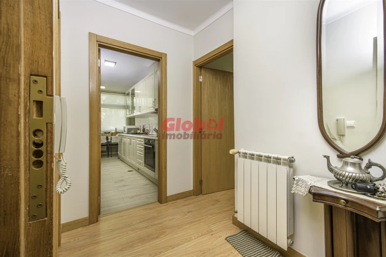 Apartamento T3 para Venda em Viseu Foto 3