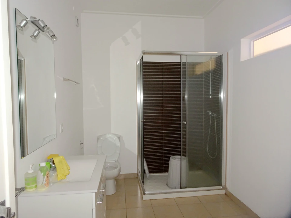 Apartamento T4 para Arrendamento em Sé Nova, Santa Cruz, Almedina e São Bartolomeu Foto 21