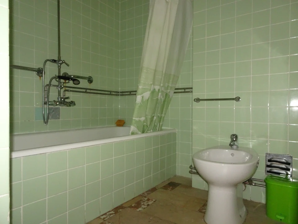 Apartamento T4 para Arrendamento em Sé Nova, Santa Cruz, Almedina e São Bartolomeu Foto 17