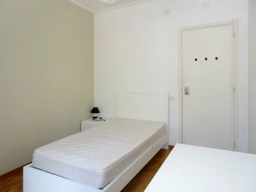 Apartamento T4 para Arrendamento em Sé Nova, Santa Cruz, Almedina e São Bartolomeu