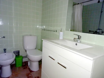 Apartamento T4 para Arrendamento em Sé Nova, Santa Cruz, Almedina e São Bartolomeu