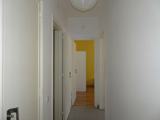 Apartamento T4 para Arrendamento em Sé Nova, Santa Cruz, Almedina e São Bartolomeu Foto 18