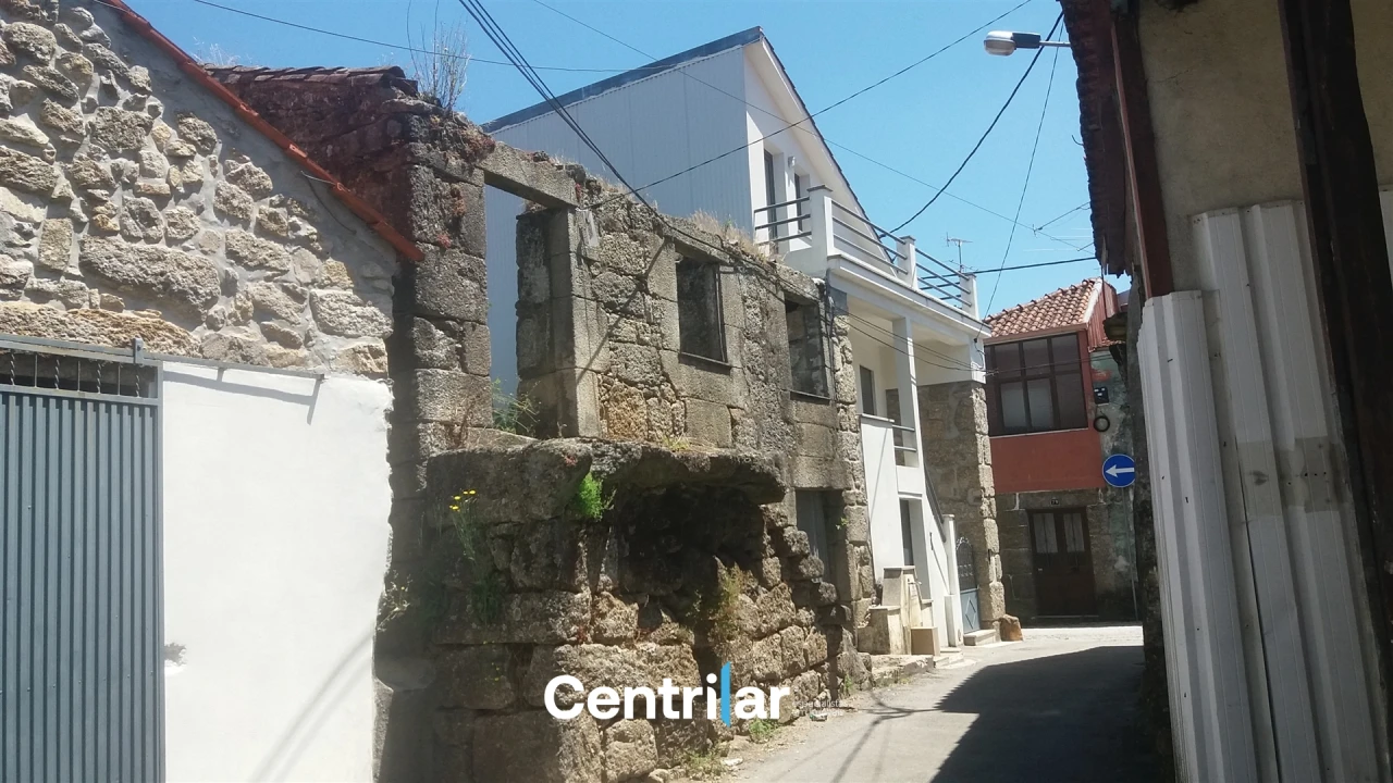 Moradia T0 para Venda em Rio de Loba Foto 1