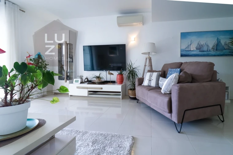 Apartamento T3 para Venda em Lagos (São Sebastião e Santa Maria) Foto 8