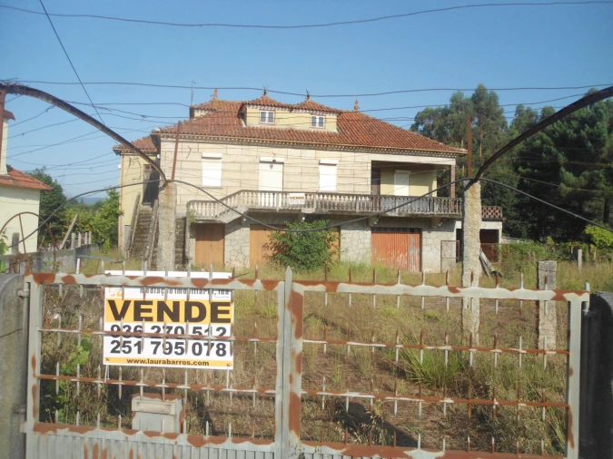 Moradia T4 para Venda em Reboreda e Nogueira Foto 1