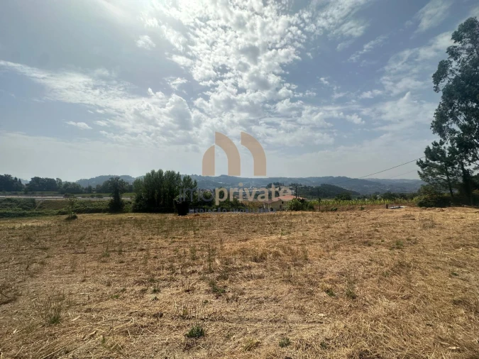 Terreno para Venda em Tagilde e Vizela (São Paio)