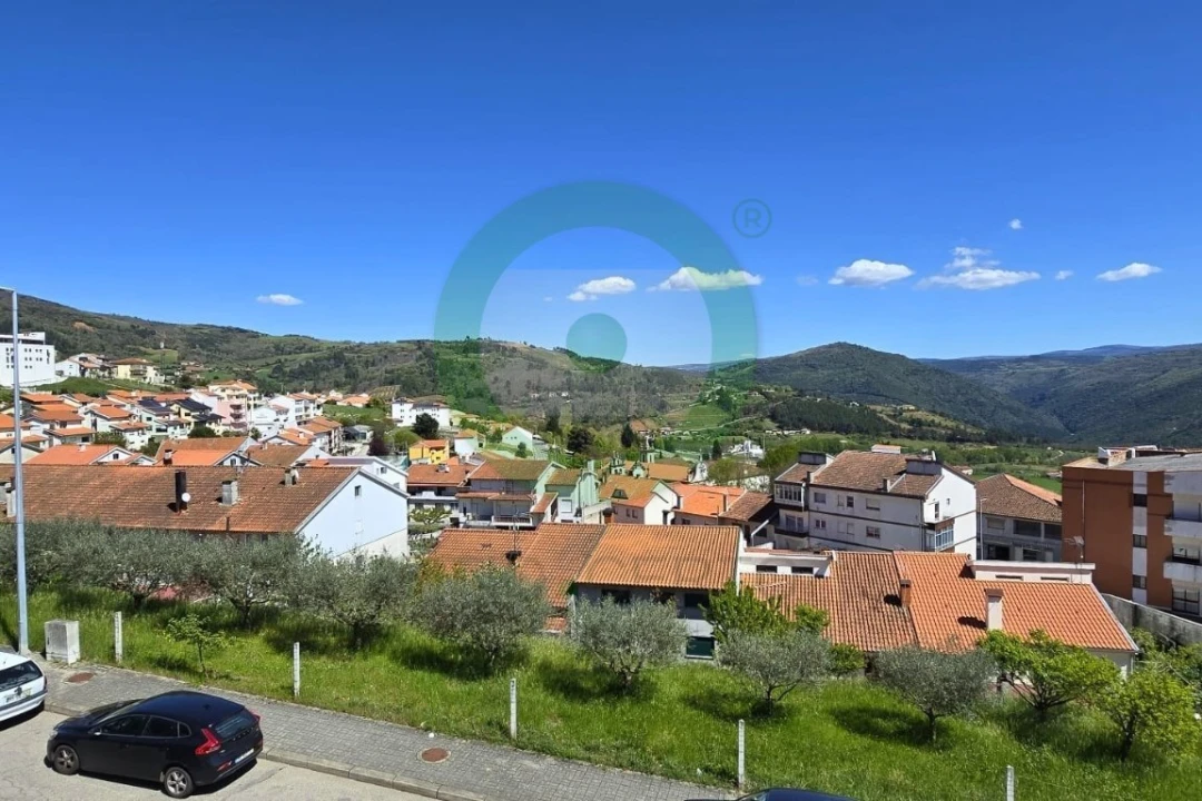 Apartamento T2 para Venda em Vinhais Foto 5