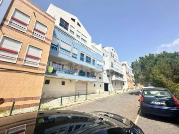Apartamento T1 para Venda em São João das Lampas e Terrugem