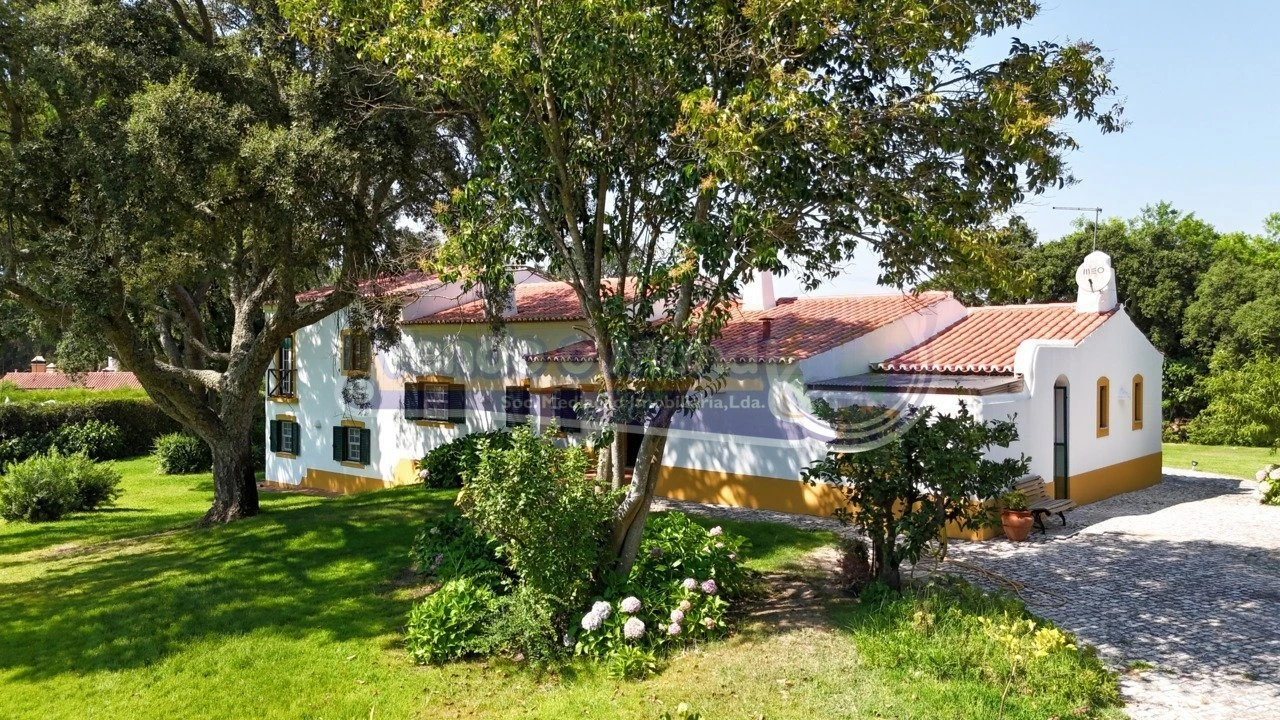 Moradia T4 para Venda em Santo Estêvão Foto 8