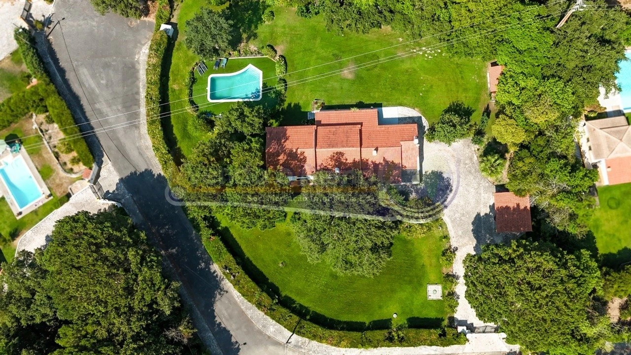 Moradia T4 para Venda em Santo Estêvão Foto 2