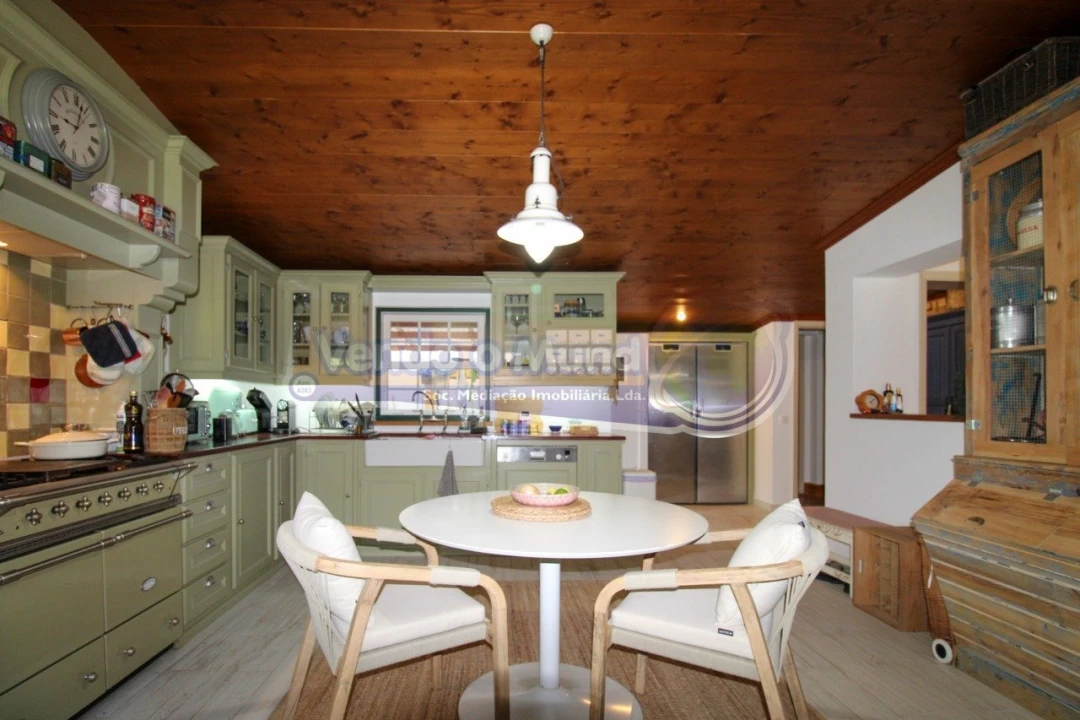 Moradia T4 para Venda em Santo Estêvão Foto 15