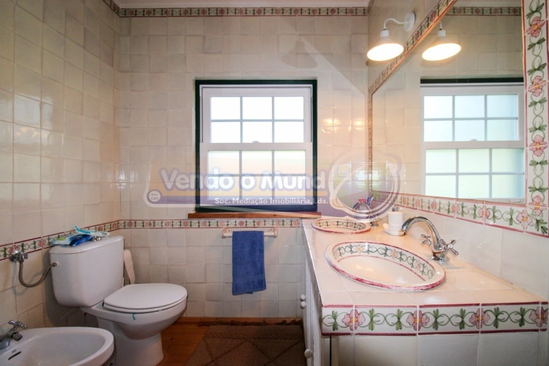 Moradia T4 para Venda em Santo Estêvão Foto 19