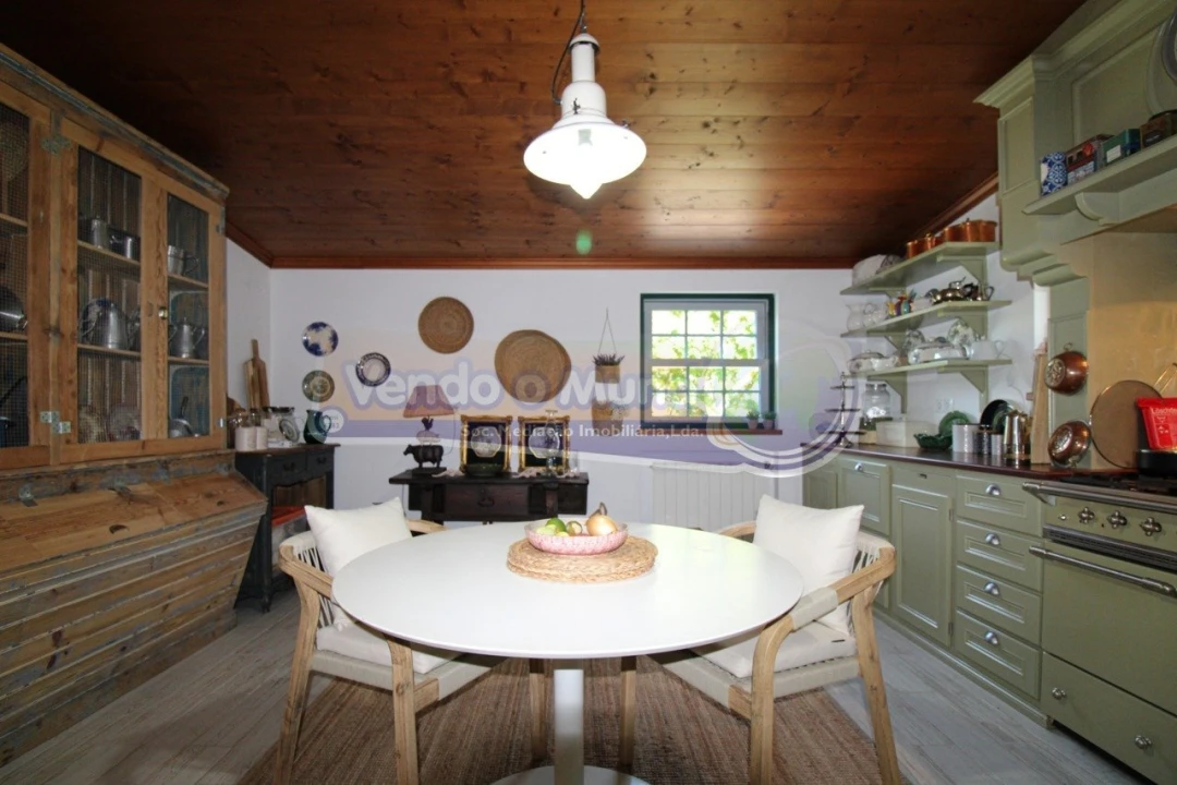 Moradia T4 para Venda em Santo Estêvão Foto 14