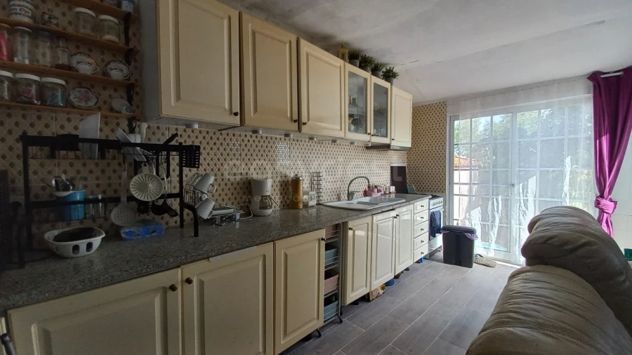 Moradia T1 para Venda em Madalena e Beselga Foto 9