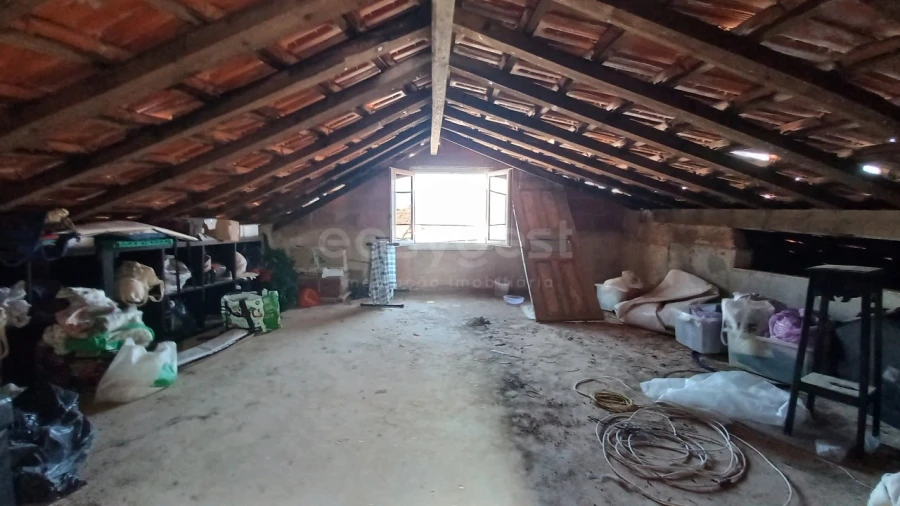 Moradia T1 para Venda em Madalena e Beselga Foto 16