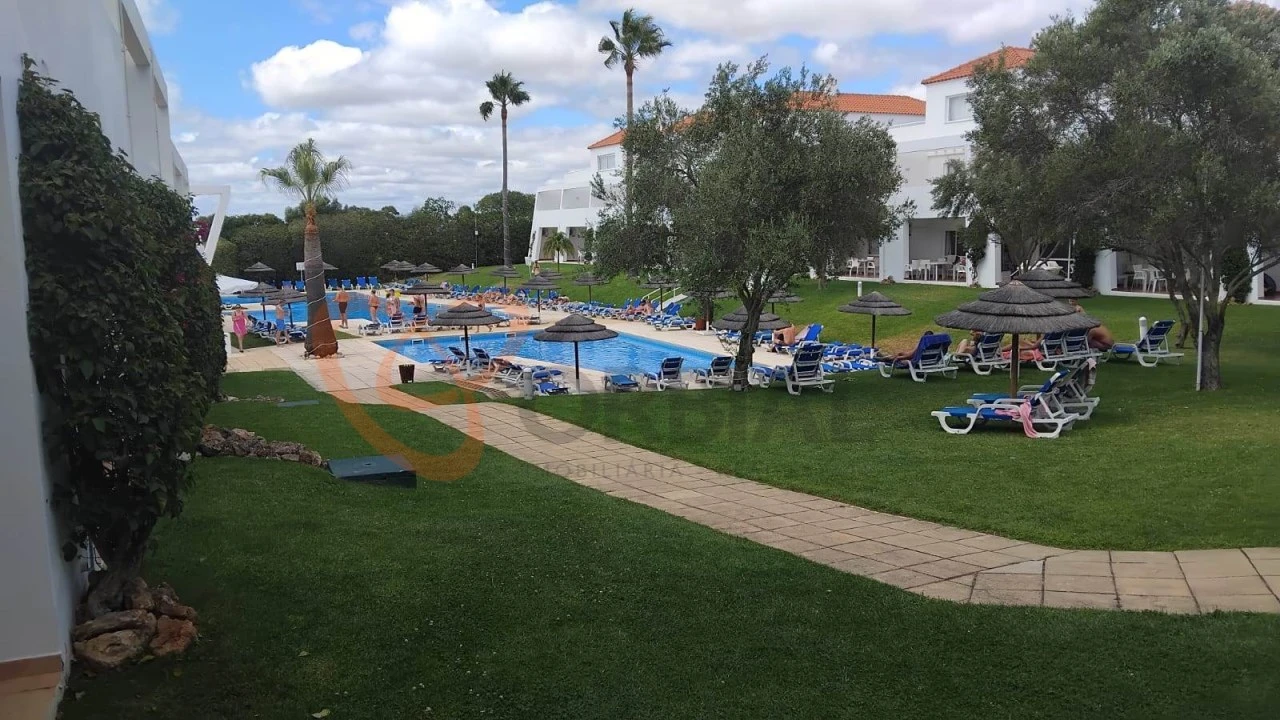 Apartamento T1 para Venda em Albufeira e Olhos de Água Foto 1