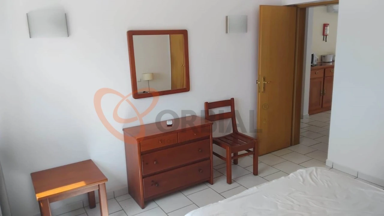 Apartamento T1 para Venda em Albufeira e Olhos de Água Foto 14