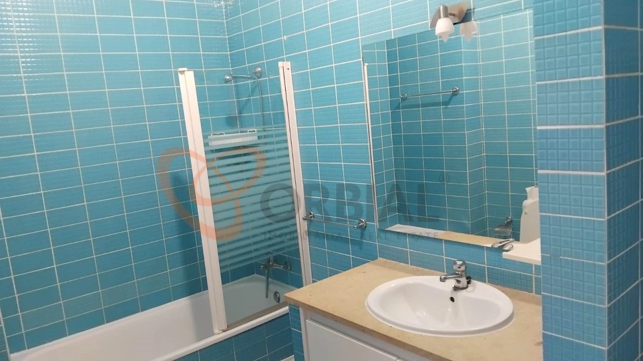 Apartamento T1 para Venda em Albufeira e Olhos de Água Foto 8