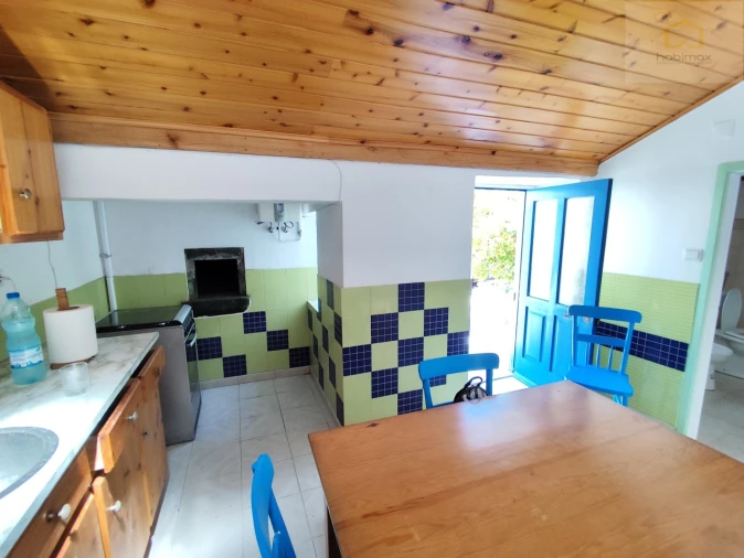 Moradia T2 para Venda em Lomba da Fazenda Foto 18