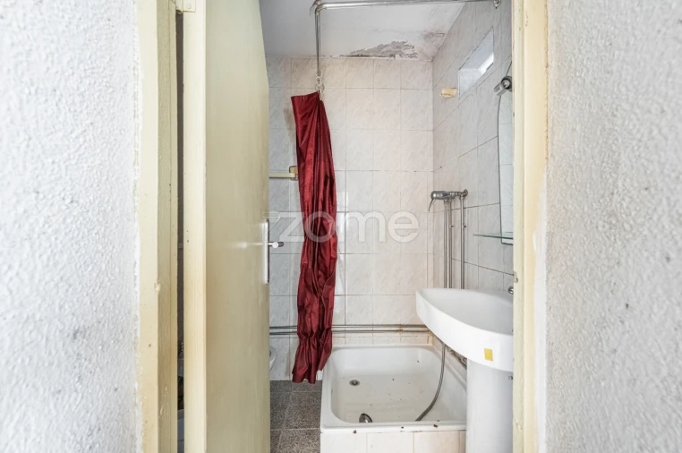 Moradia T3 para Venda em Baguim do Monte (Rio Tinto) Foto 38