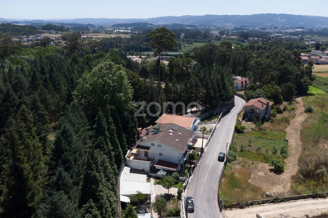 Moradia T5 para Venda em Antas e Abade de Vermoim Foto 34