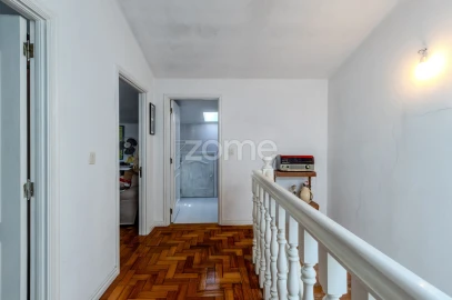 Moradia T5 para Venda em Antas e Abade de Vermoim