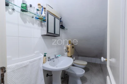 Moradia T5 para Venda em Antas e Abade de Vermoim