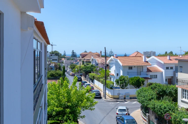 Apartamento T4 para Venda em Carcavelos e Parede Foto 23