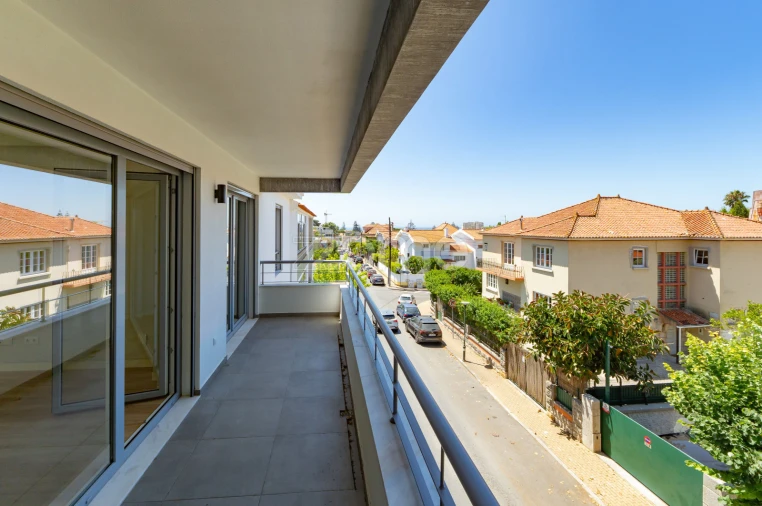 Apartamento T4 para Venda em Carcavelos e Parede Foto 12