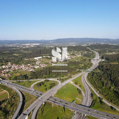 Moradia T4 para Venda em Antuzede e Vil de Matos Foto 27