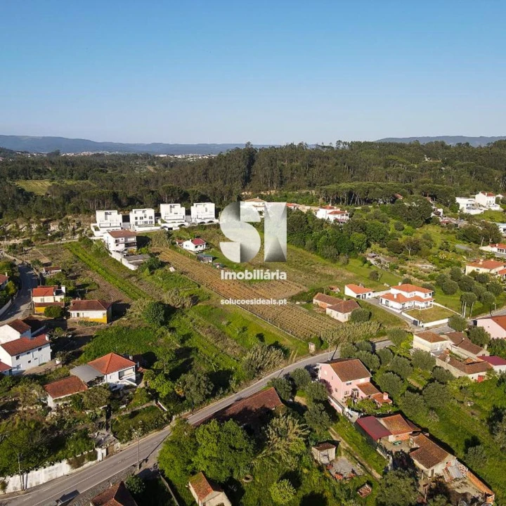 Moradia T4 para Venda em Antuzede e Vil de Matos Foto 28