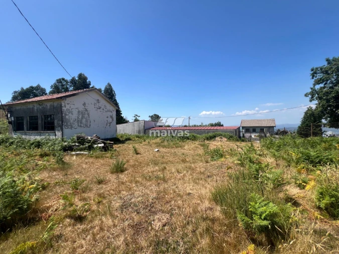 Moradia T2 para Venda em Cuide de Vila Verde Foto 1