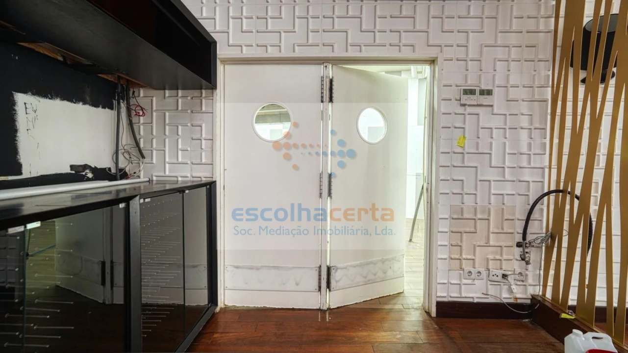 Loja para Venda em Santo António Foto 4