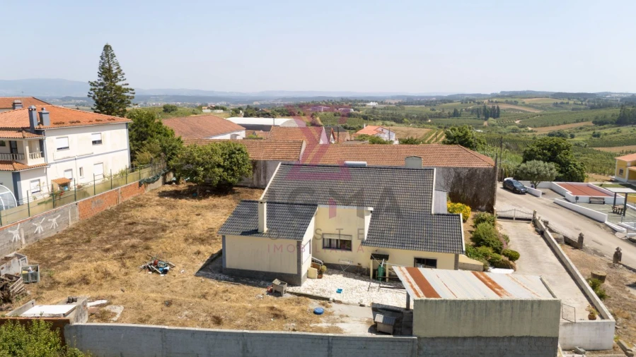 Moradia T3 para Venda em Roliça Foto 58