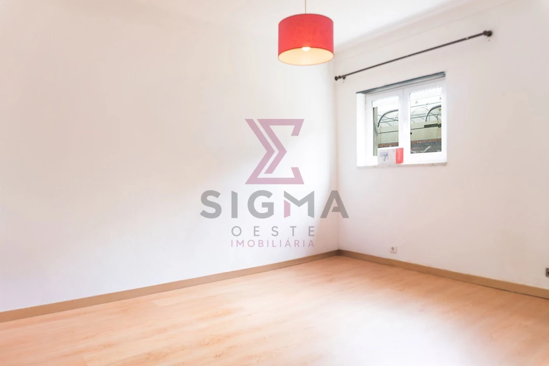 Moradia T3 para Venda em Roliça Foto 14