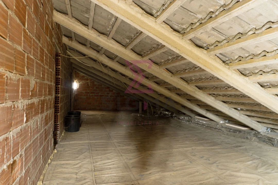 Moradia T3 para Venda em Roliça Foto 54